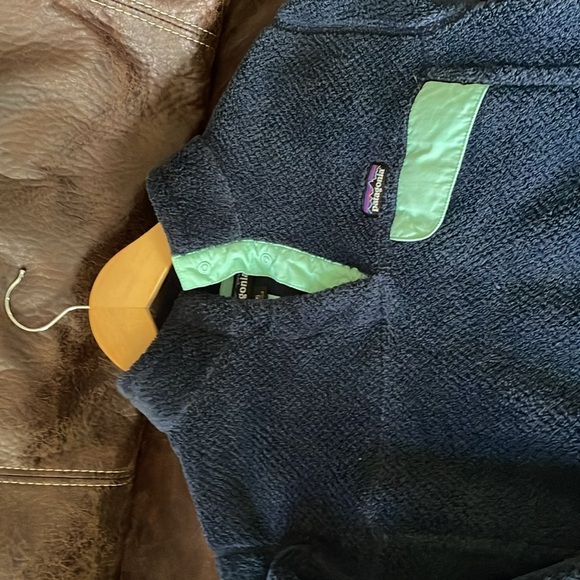 Patagonia Youth Size 14 Fleece - Picture 2 of 5